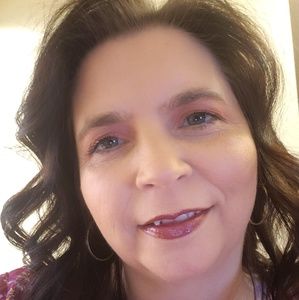 Meet your Posher, Rochelle